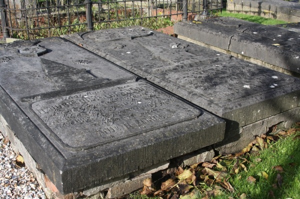 Begraafplaats grijpskerk 300